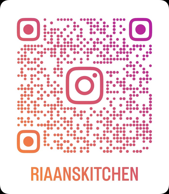 Instagram QR code for @riaanskitchen